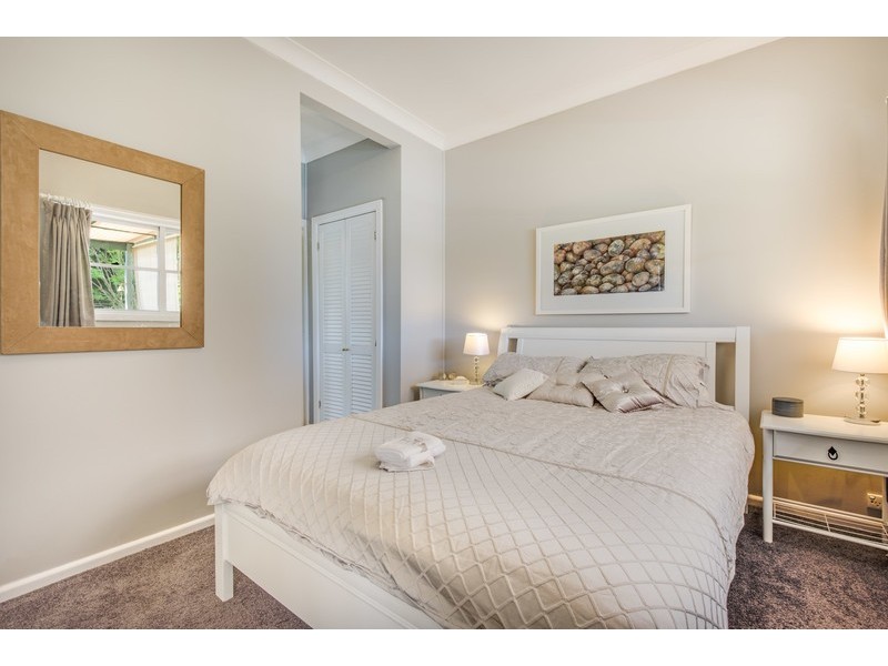 4 Dolly Avenue, Springfield NSW 2250