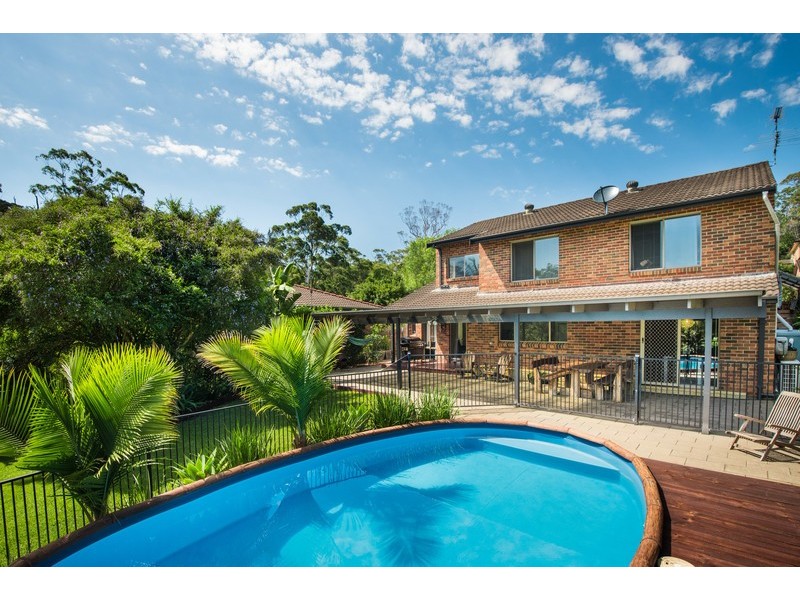 11 Karen Close, Lisarow NSW 2250