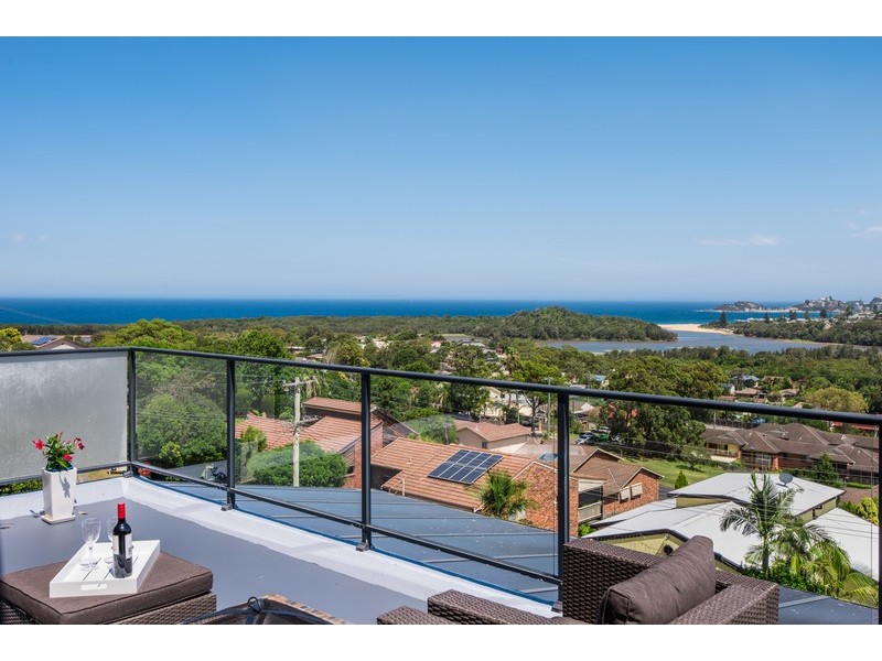 2/61 Coreen Drive, Wamberal NSW 2260