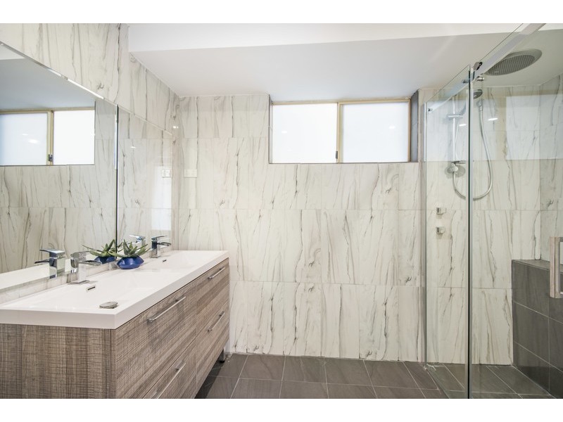 2/61 Coreen Drive, Wamberal NSW 2260