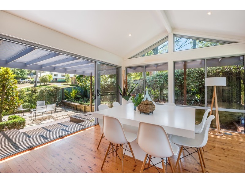 22 Dora Street, Lisarow NSW 2250