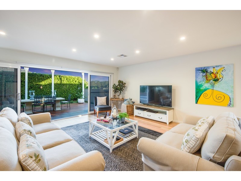 14 Applegum Close, Erina NSW 2250