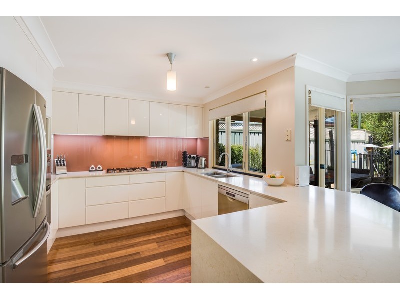 9 Leafleigh Close, Lisarow NSW 2250