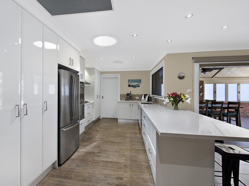 51 Morley Avenue, Bateau Bay NSW 2261