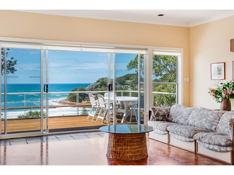 23 Warren Avenue, Avoca Beach NSW 2251