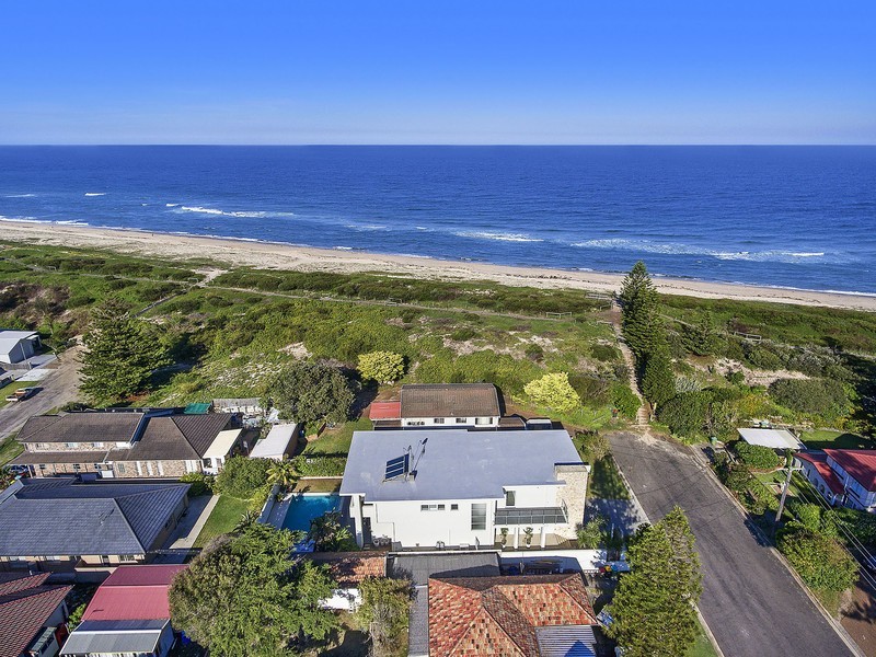 38 Stewart Street, The Entrance North NSW 2261