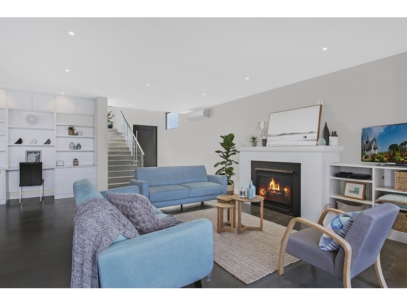 38 Stewart Street, The Entrance North NSW 2261