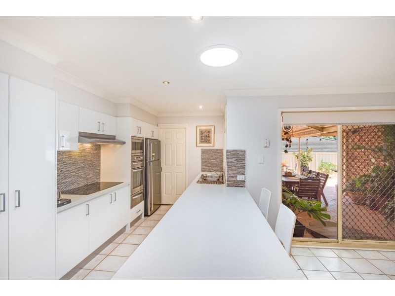 53 Woodview Avenue, Lisarow NSW 2250