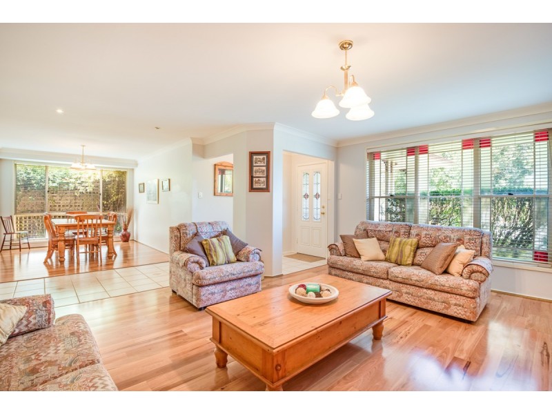 53 Woodview Avenue, Lisarow NSW 2250