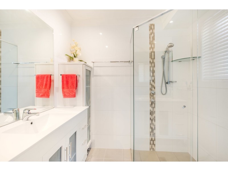 53 Woodview Avenue, Lisarow NSW 2250