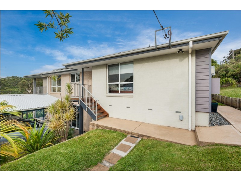 16 Charles Kay Drive, Terrigal NSW 2260