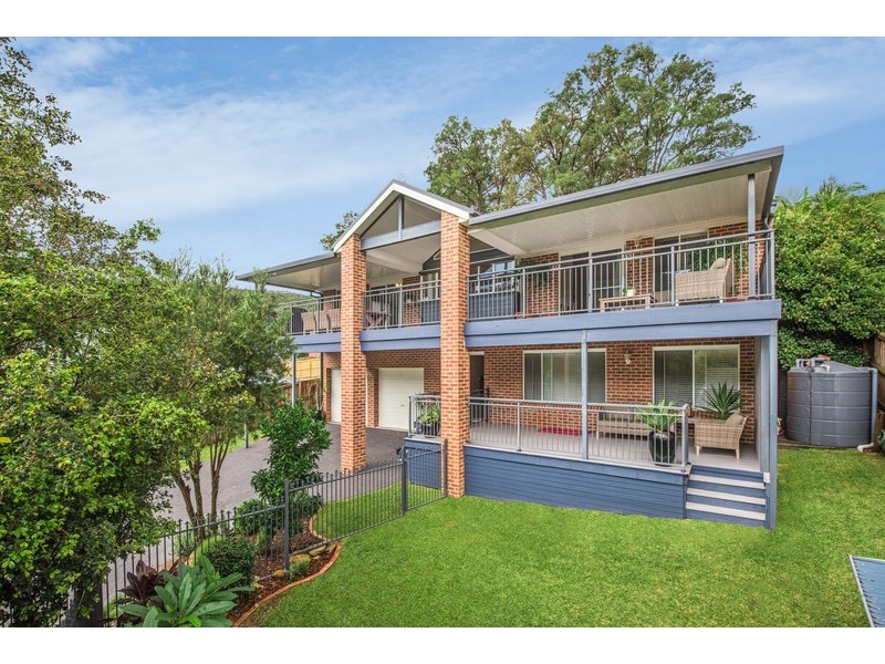 102 Chamberlain Road, Wyoming NSW 2250