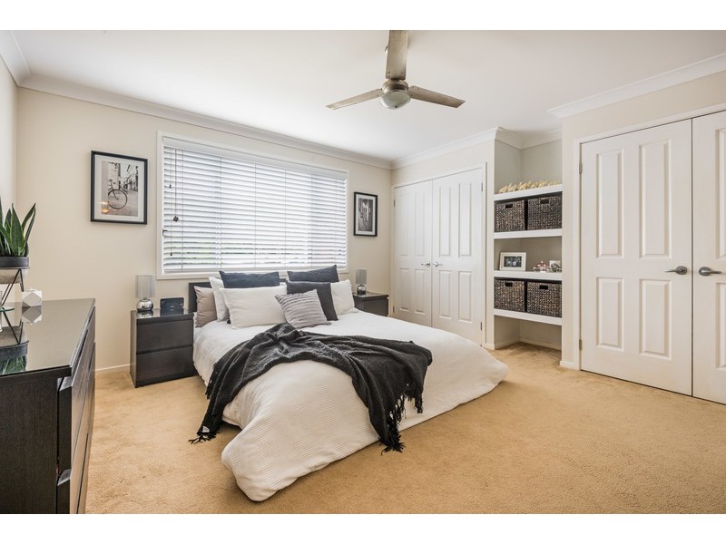 102 Chamberlain Road, Wyoming NSW 2250