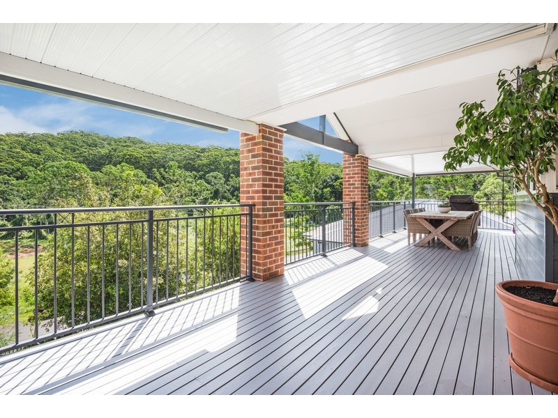 102 Chamberlain Road, Wyoming NSW 2250