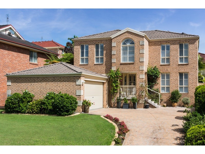 16 Thames Drive, Erina NSW 2250