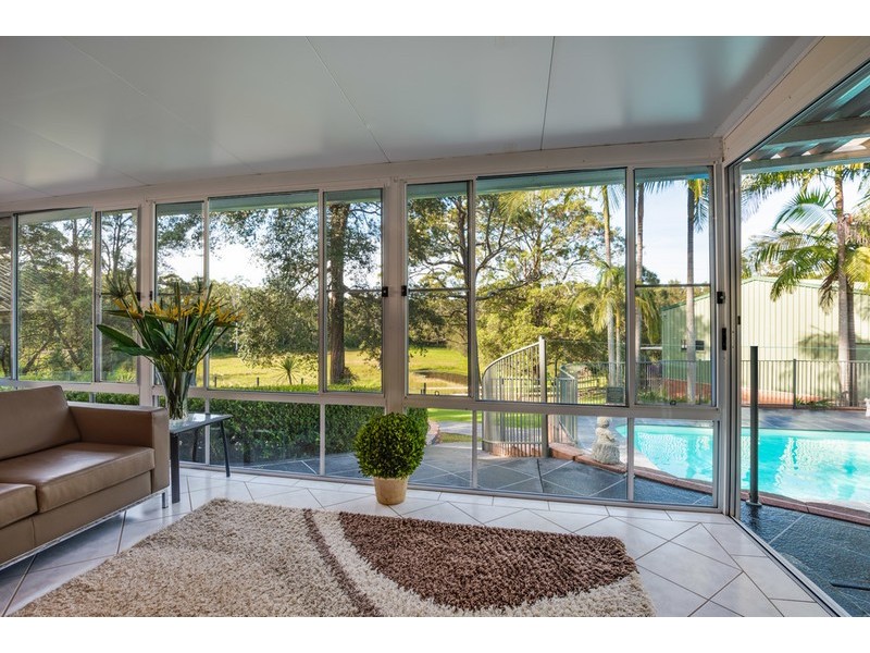 221 Wells Street, Springfield NSW 2250