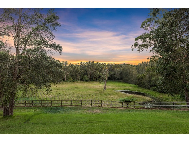 221 Wells Street, Springfield NSW 2250