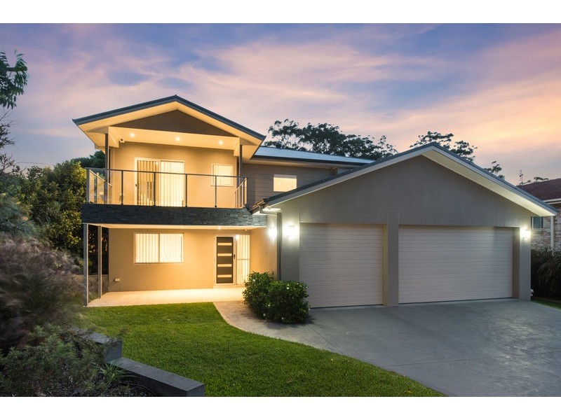 63 Thames Drive, Erina NSW 2250