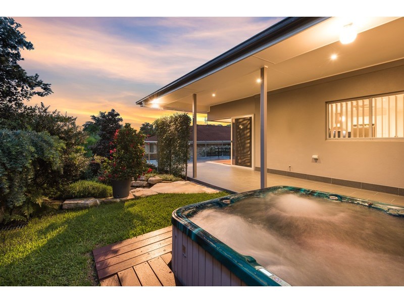 63 Thames Drive, Erina NSW 2250