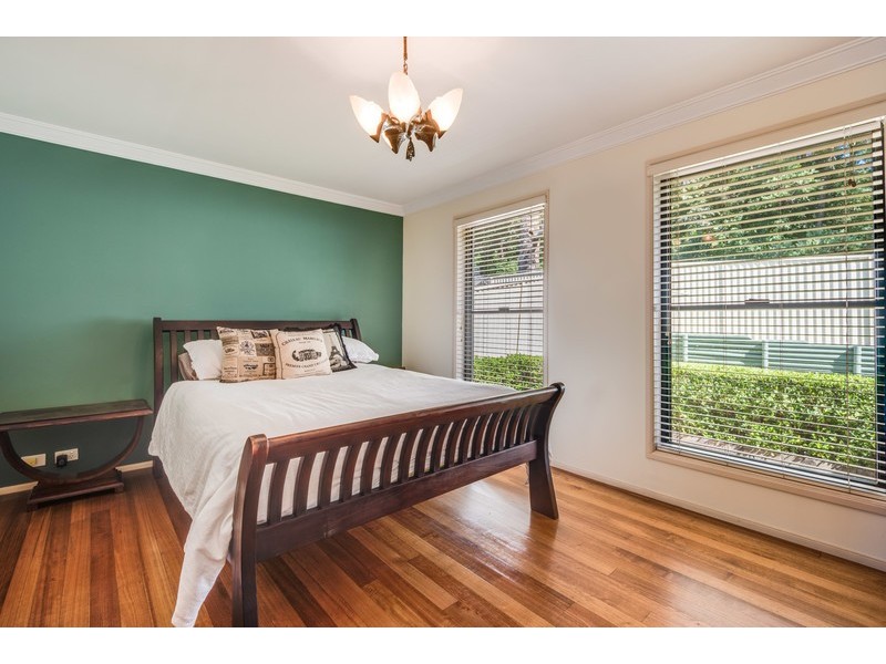31 Robert Holl Drive, Ourimbah NSW 2258