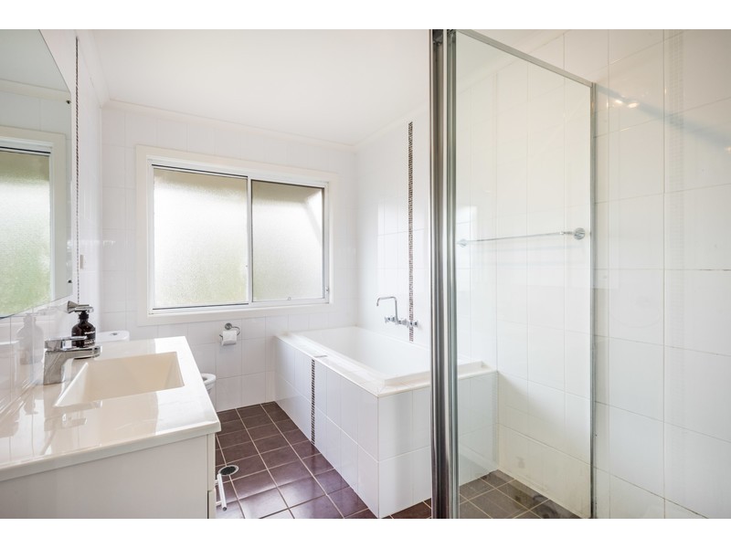 89A Old Gosford Road, Wamberal NSW 2260