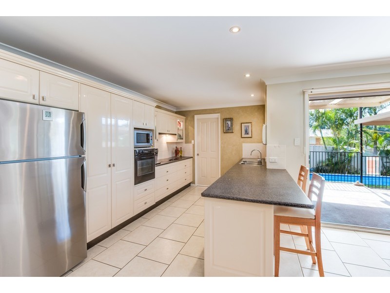1 Tranquil Close, Green Point NSW 2251
