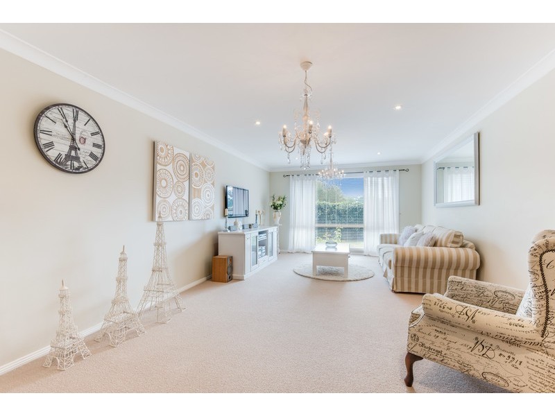 1 Tranquil Close, Green Point NSW 2251