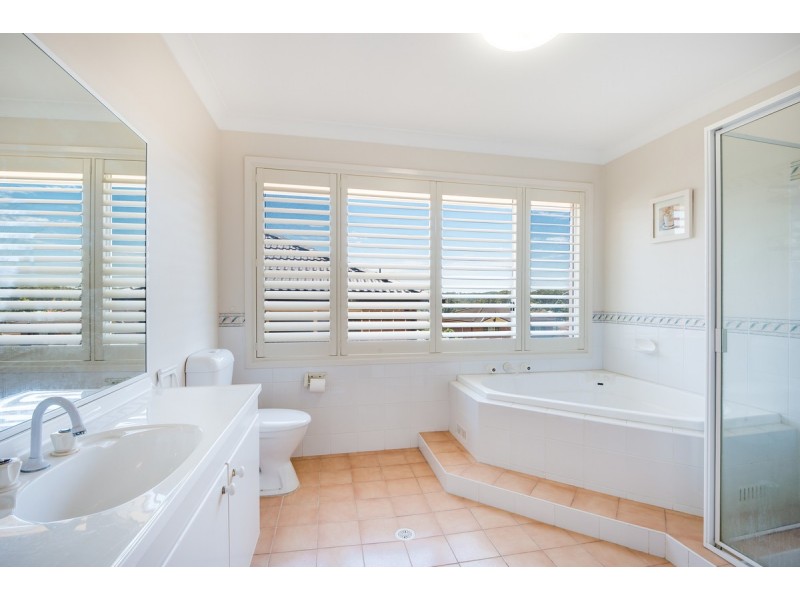 12 Aires Close, Erina NSW 2250