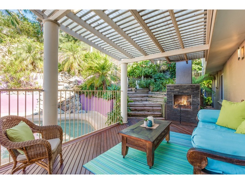 8 Hopetoun Street, Forresters Beach NSW 2260