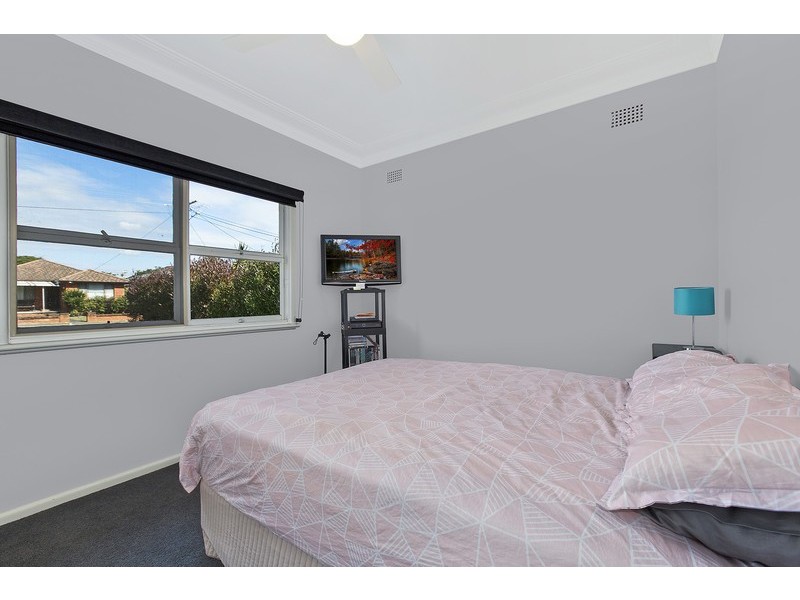 21 Lone Pine Avenue, Umina Beach NSW 2257