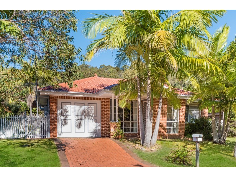 3 Ambrosius Court, Tuggerah NSW 2259