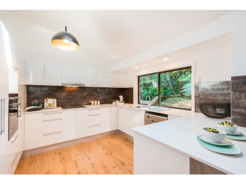 15c Paperbark Close, Wyoming NSW 2250