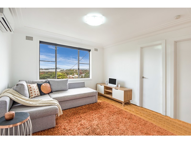 37 Headlam Parade, Springfield NSW 2250