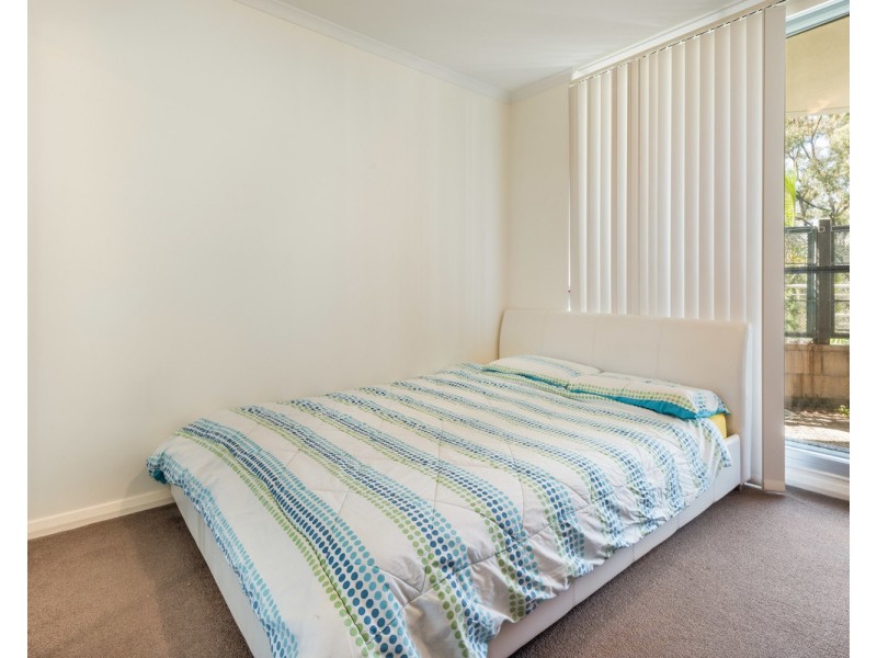 13/80 John Whiteway Drive, Gosford NSW 2250