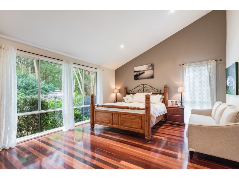 12 Old Farm Place, Ourimbah NSW 2258