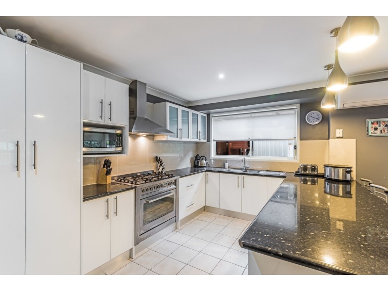 3 Burnside Close, Lisarow NSW 2250