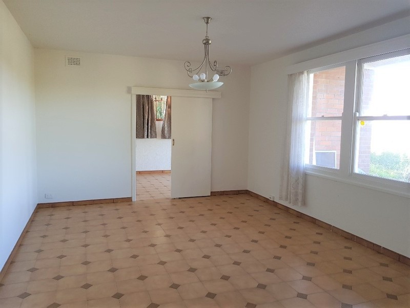 1 Elgata Avenue, North Avoca NSW 2260