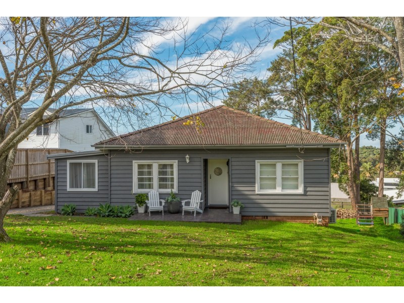 8 Ghersi Avenue, Wamberal NSW 2260