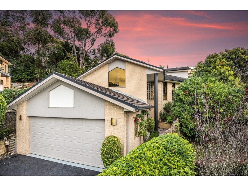 4 Curtis Close, Green Point NSW 2251