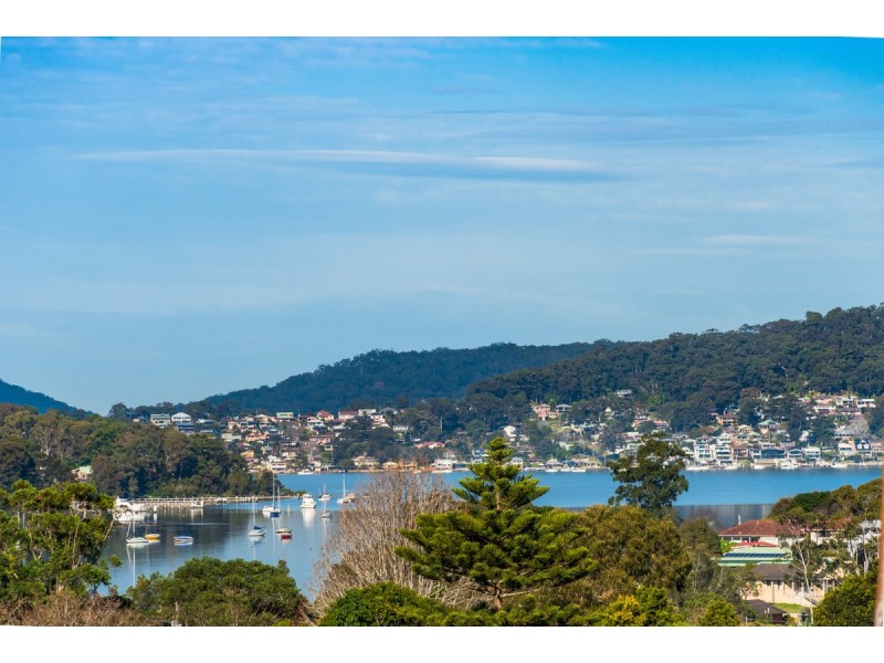 35 Emma James Street, Springfield NSW 2250