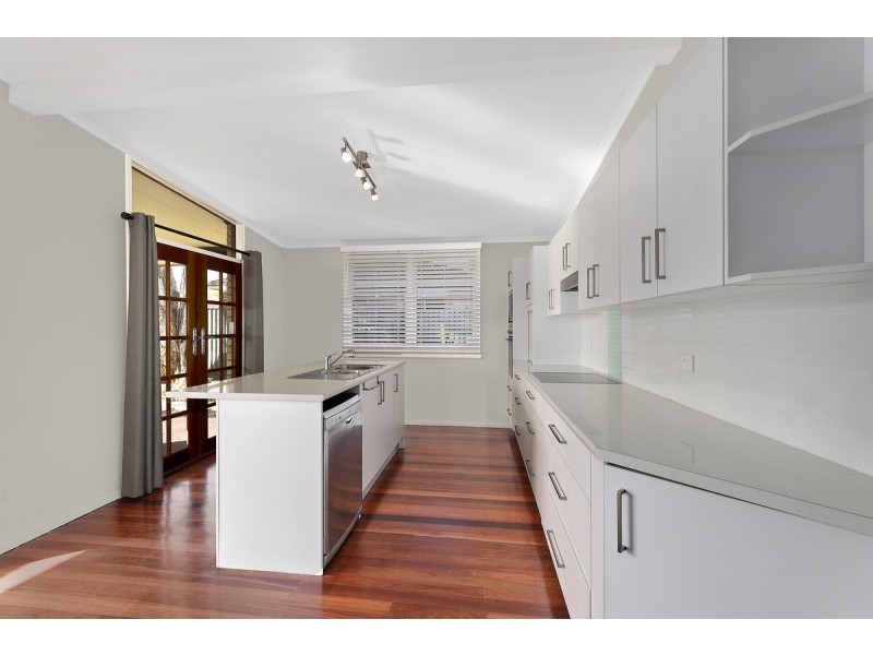 27 Pacific Street, Long Jetty NSW 2261