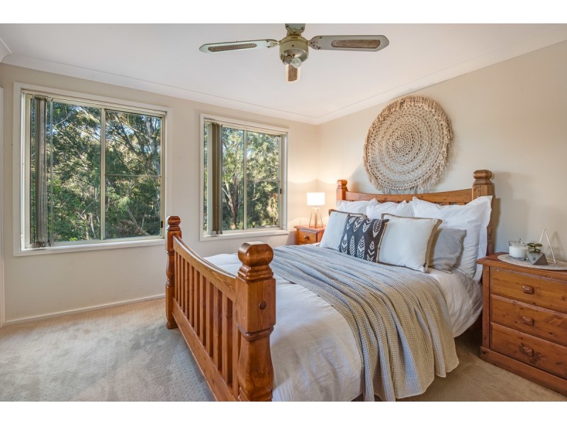 16 Maya Street, Wyoming NSW 2250