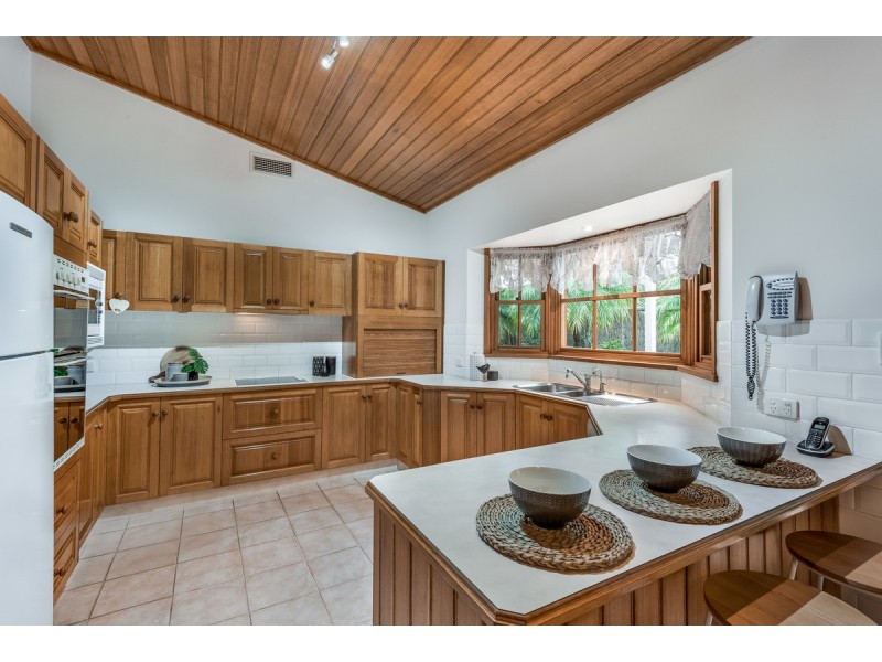 9 Fern Road, Ourimbah NSW 2258