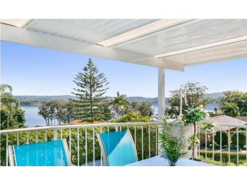 295a Avoca Drive, Green Point NSW 2251