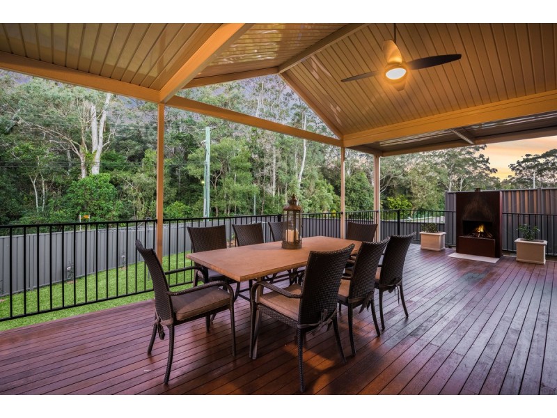 1 Cobbedah Drive, Springfield NSW 2250