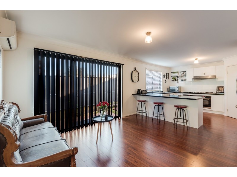 1 Cobbedah Drive, Springfield NSW 2250