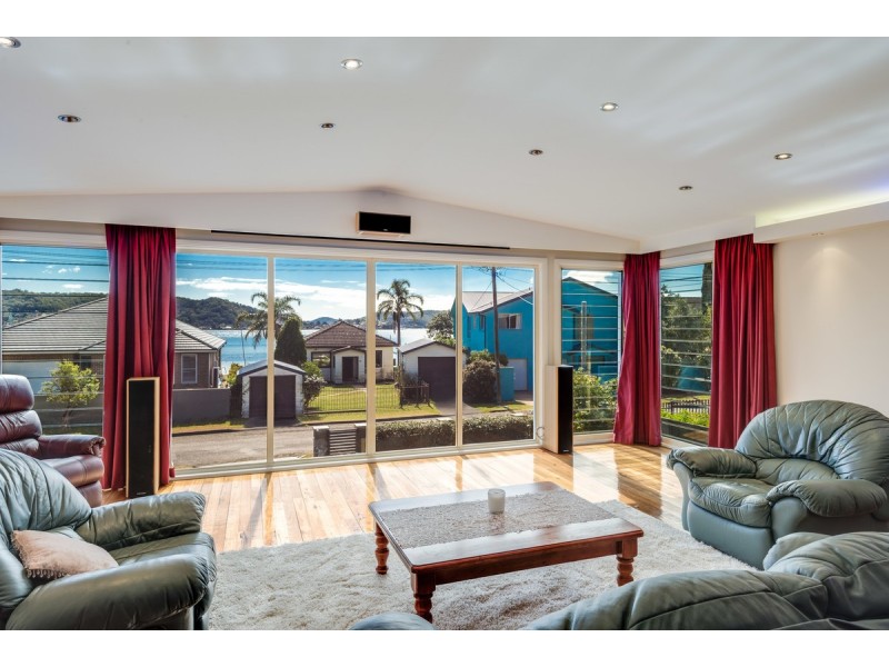 18 Couche Crescent, Koolewong NSW 2256