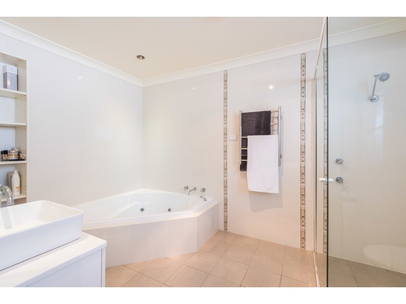 18 Couche Crescent, Koolewong NSW 2256