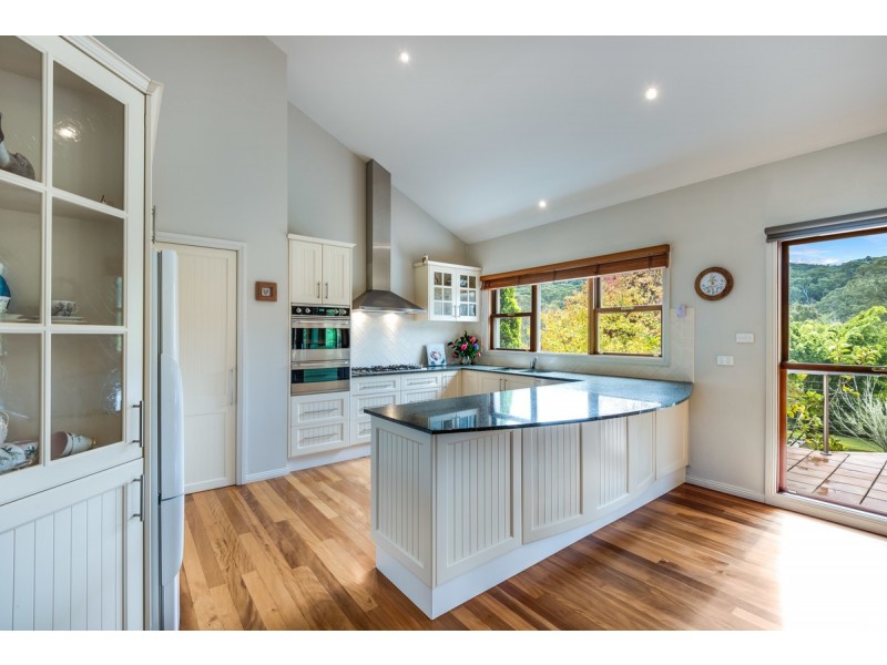 241 Avoca Drive, Kincumber NSW 2251