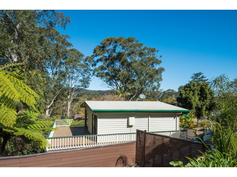 1 Maple Street, Wyoming NSW 2250